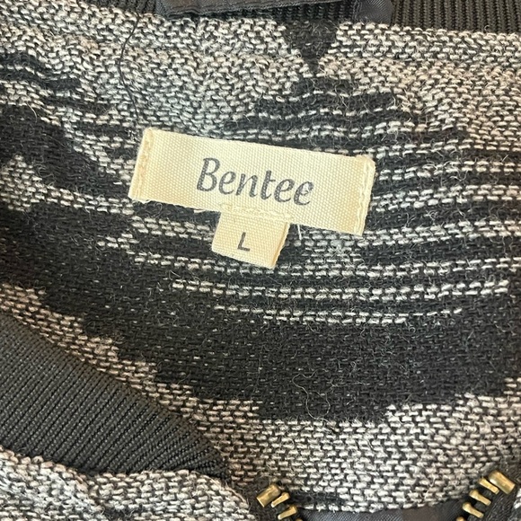 Bentee charcoal and black Aztec tribal pattern bomber jacket new pockets large - Picture 8 of 9